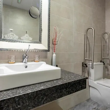 Beautiful In With Wifi Apartment Sevilla